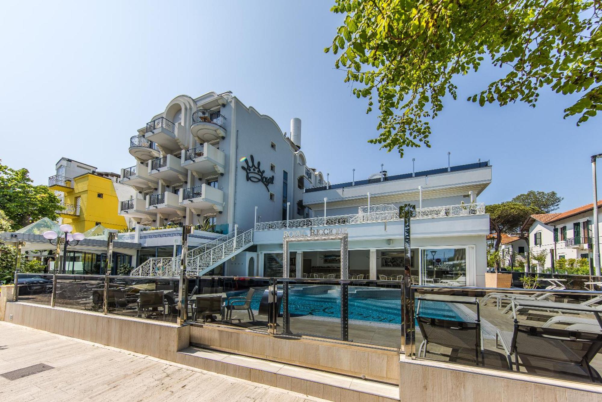 Royal Boutique Hotel Riccione Buitenkant foto