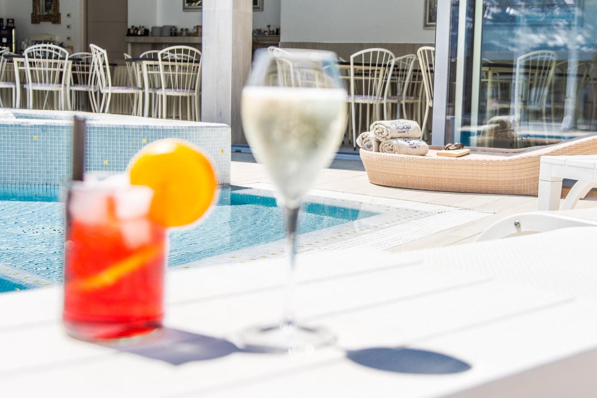 Royal Boutique Hotel Riccione Buitenkant foto