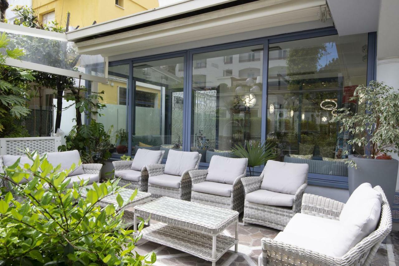 Royal Boutique Hotel Riccione Buitenkant foto