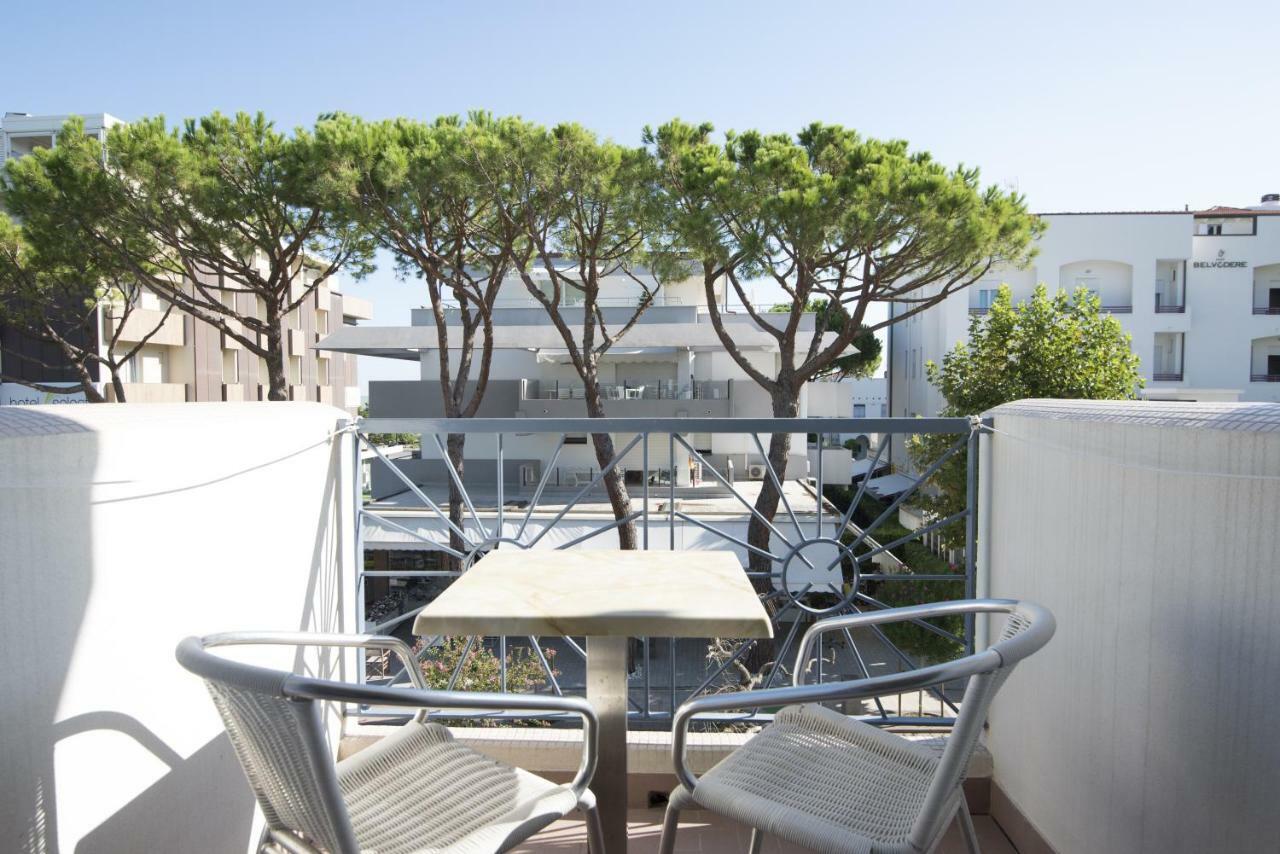 Royal Boutique Hotel Riccione Buitenkant foto